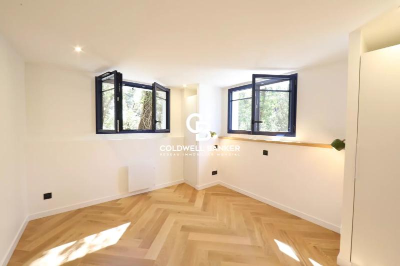 Villa neuve avec piscine et grand terrain entre lac et océan Hossegor