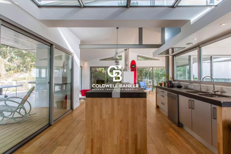 Maison à vendre Golf de Seignosse – villa d’architecte, volumes lumineux et environnement naturel
