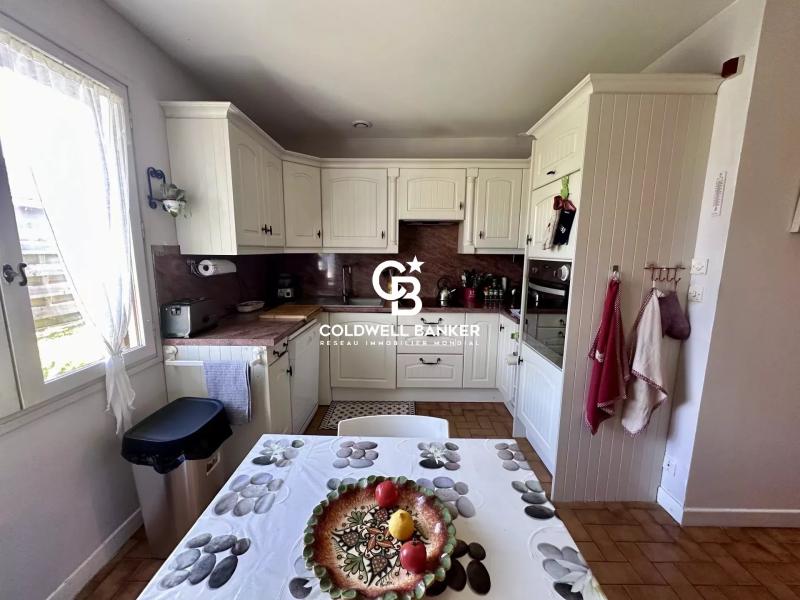 Maison à vendre à Angresse - plain-pied, 4 chambres, garage et jardin