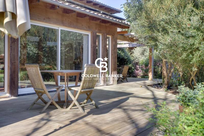 Maison à vendre à Seignosse - piscine, vaste terrain et appartement indépendant