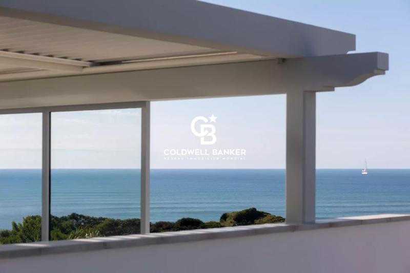 Maison à vendre à Biarritz Milady - contemporaine, vue panoramique océan, 5 suites, piscine