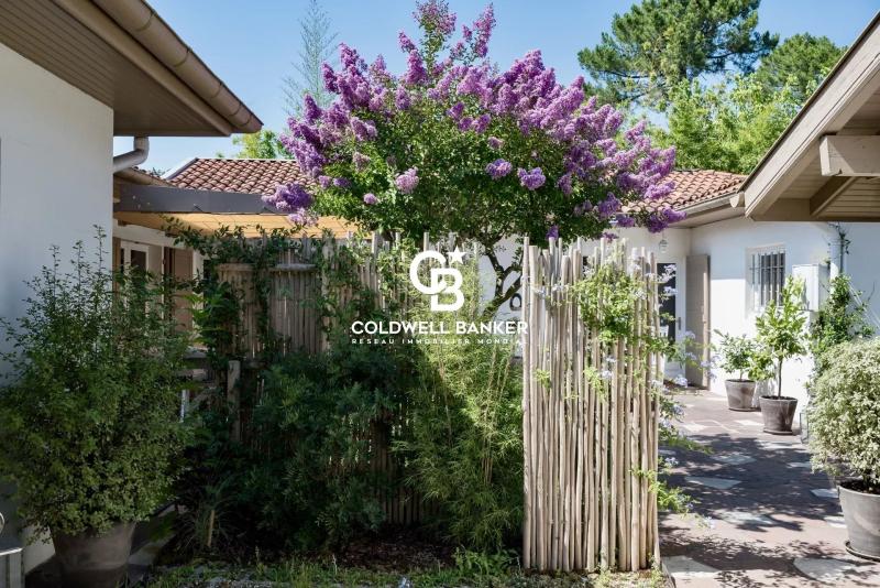 Villa à vendre à Hossegor – rénovée, centre-ville et lac à pied