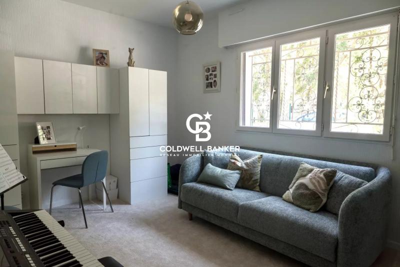 Villa à vendre à Hossegor – rénovée, centre-ville et lac à pied