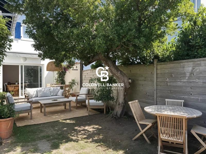 Maison à vendre à Hossegor – mitoyenne proche centre-ville et lac marin avec terrasse