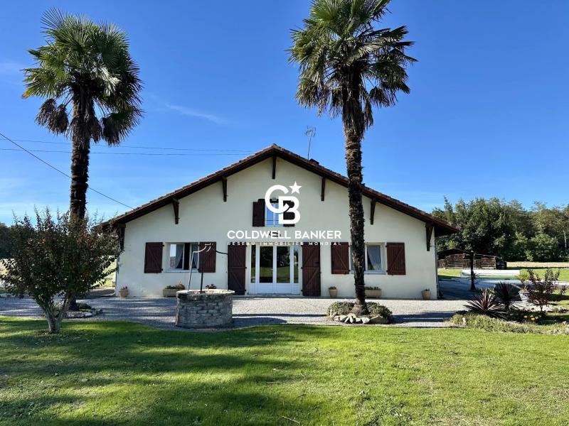 Maison à vendre à Saint-Geours-de-Maremne – ferme du XVIIIe siècle sur un parc arboré avec piscine et dépendances