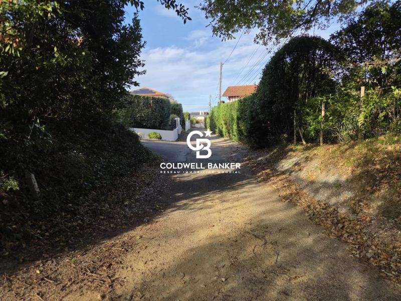 Terrain à vendre à Bidart – vue océan, 1 281 m², permis accepté, terrassement réalisé
