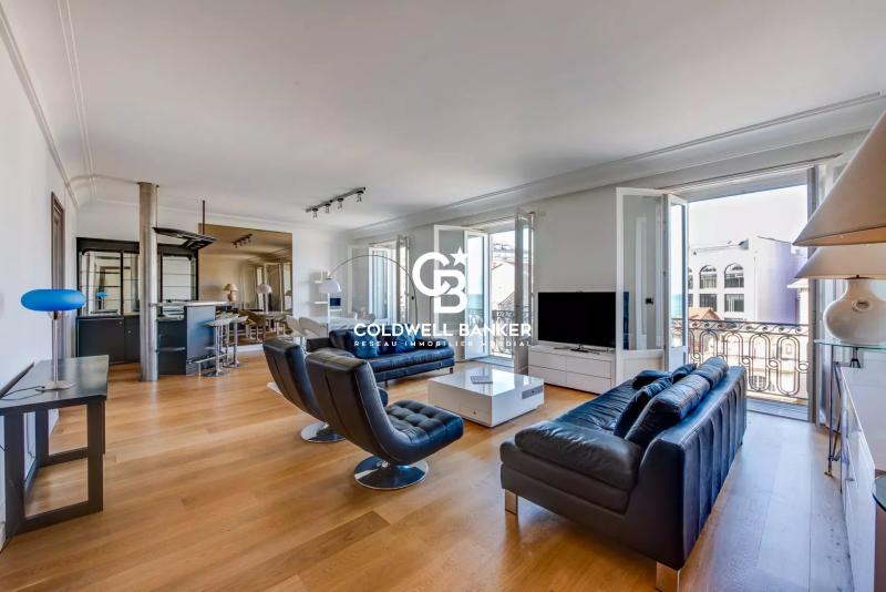Appartement à vendre Biarritz - vue océan, volumes remarquables et résidence de standing