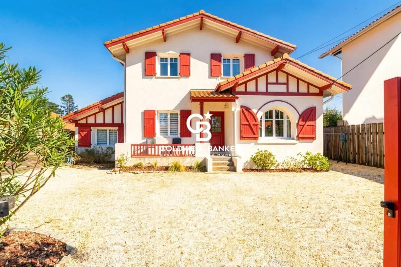 Maison à vendre Capbreton - 4 chambres, suite parentale, terrasse couverte, jacuzzi, proche plage